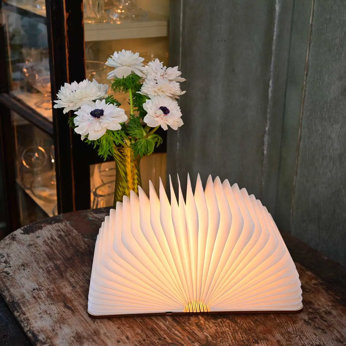 Foldable lamps