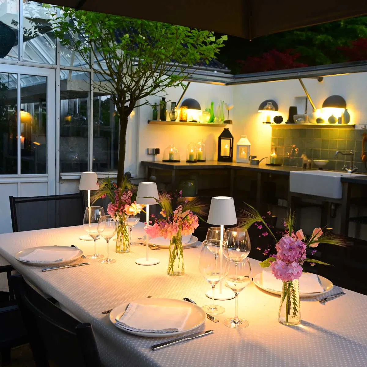 Restaurant lamps